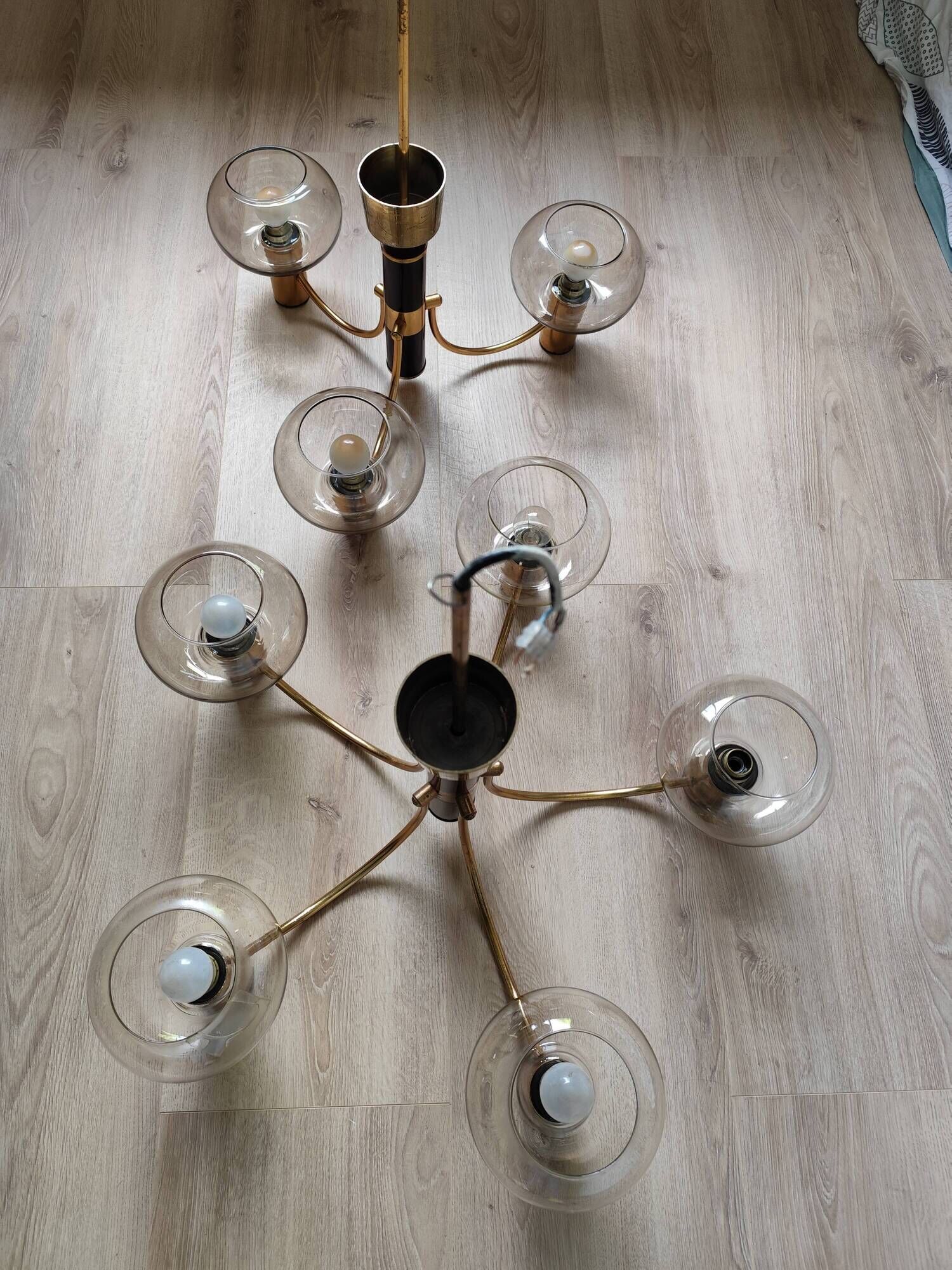 Pair of matching brass and bakelite chandeliers, 3 and 5 branches, 70s milk