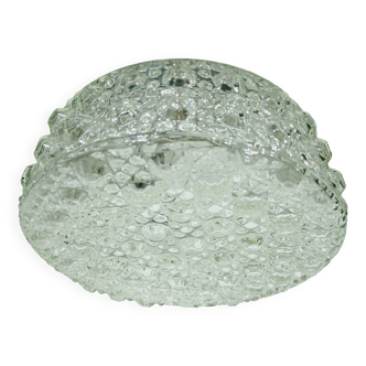 1-light ceiling light in chiseled glass