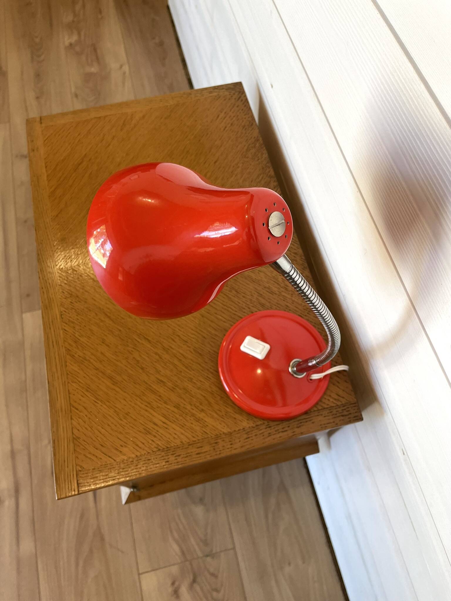 Vintage Desk Lamp Swan Neck Red - 70s Pop Art Design