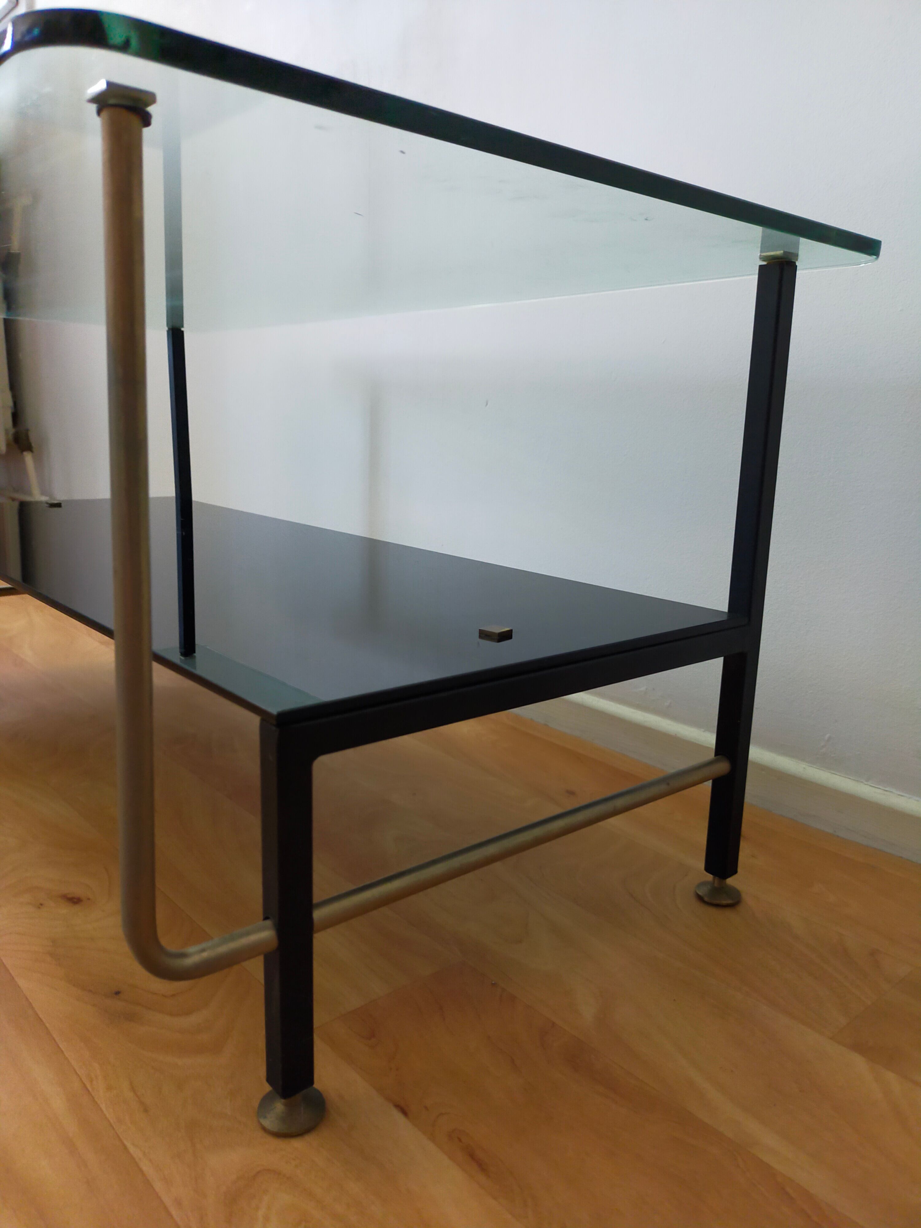 Coffee table design 50s vintage glass and brass