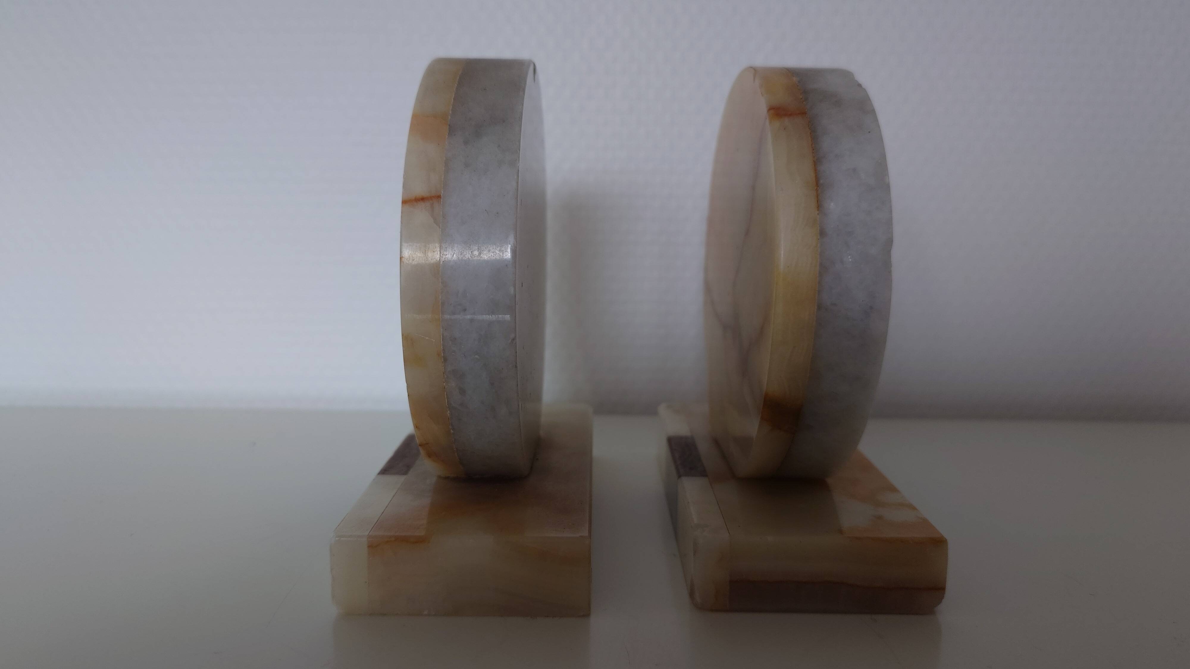 Pair of marble and onyx bookends, geometric design, Art Deco style.