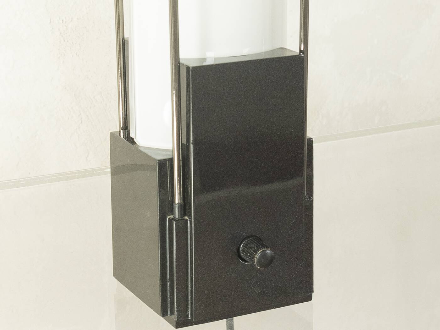 Arteluce Palio table lamp by Perry King & Santiago Miranda