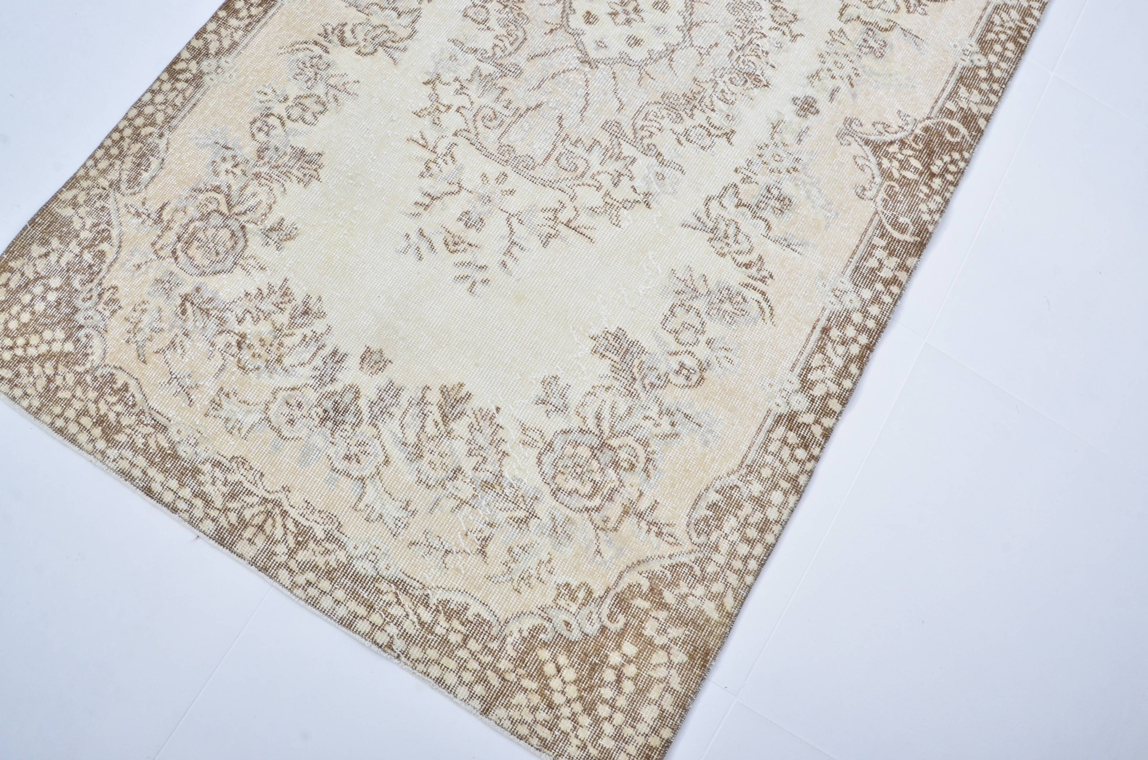 Antique Handknotted Anatolian Carpet sku 3144