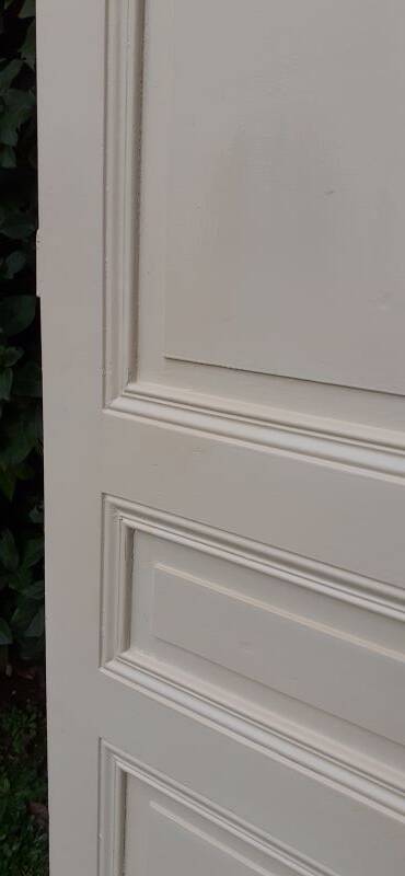 Communication door h221x79cm old paneled, molded, interior