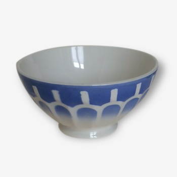 THE earthenware bowl