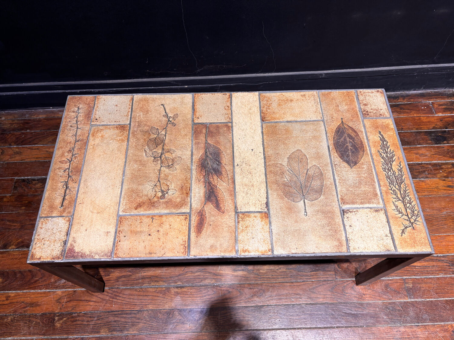 Roger Capron coffee table – Iconic design from the 1970s