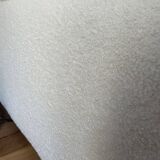 White boucle canapé Bobochic Paris + its bench