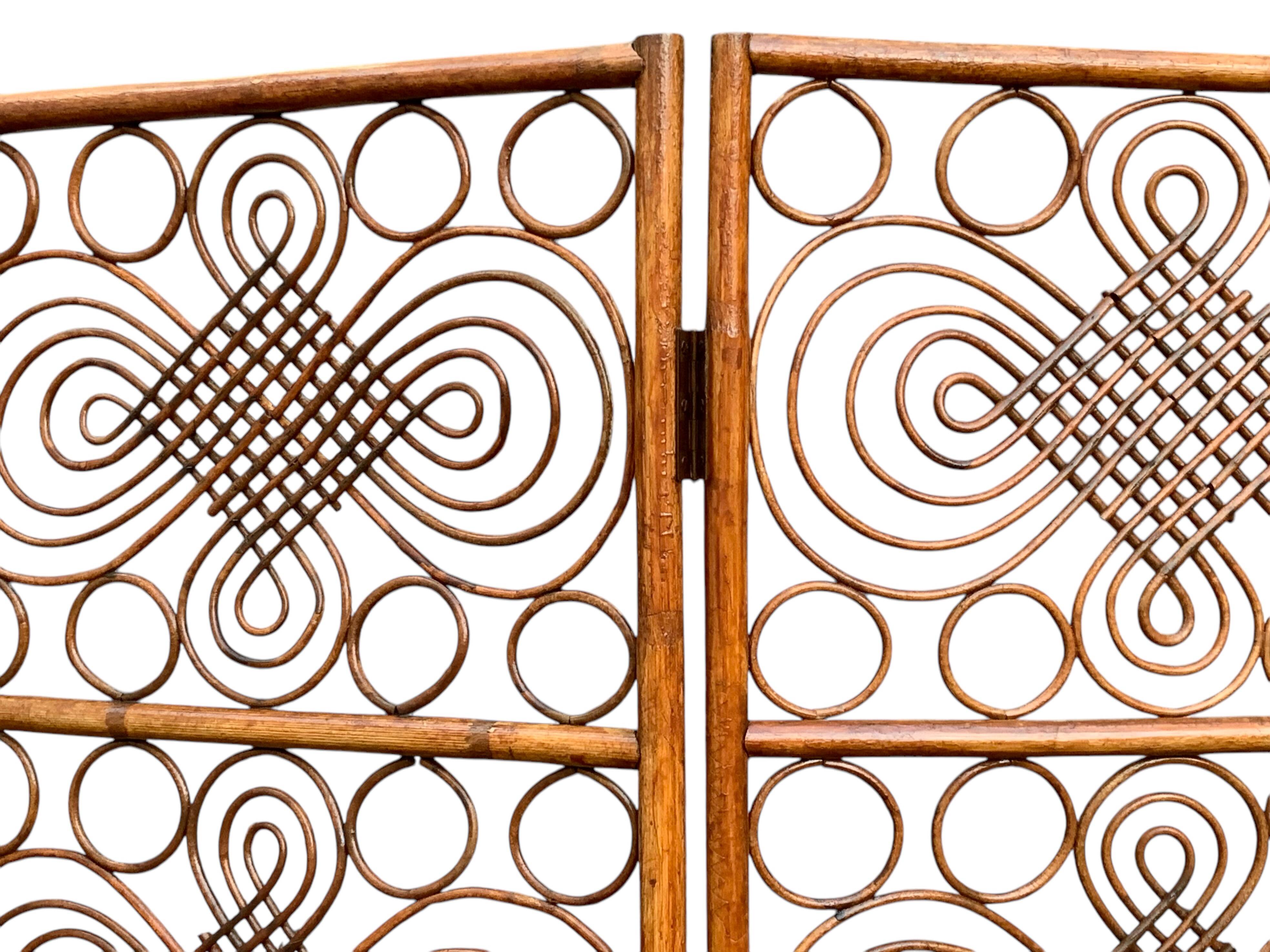 Vintage 1960s Curved Rattan Screen