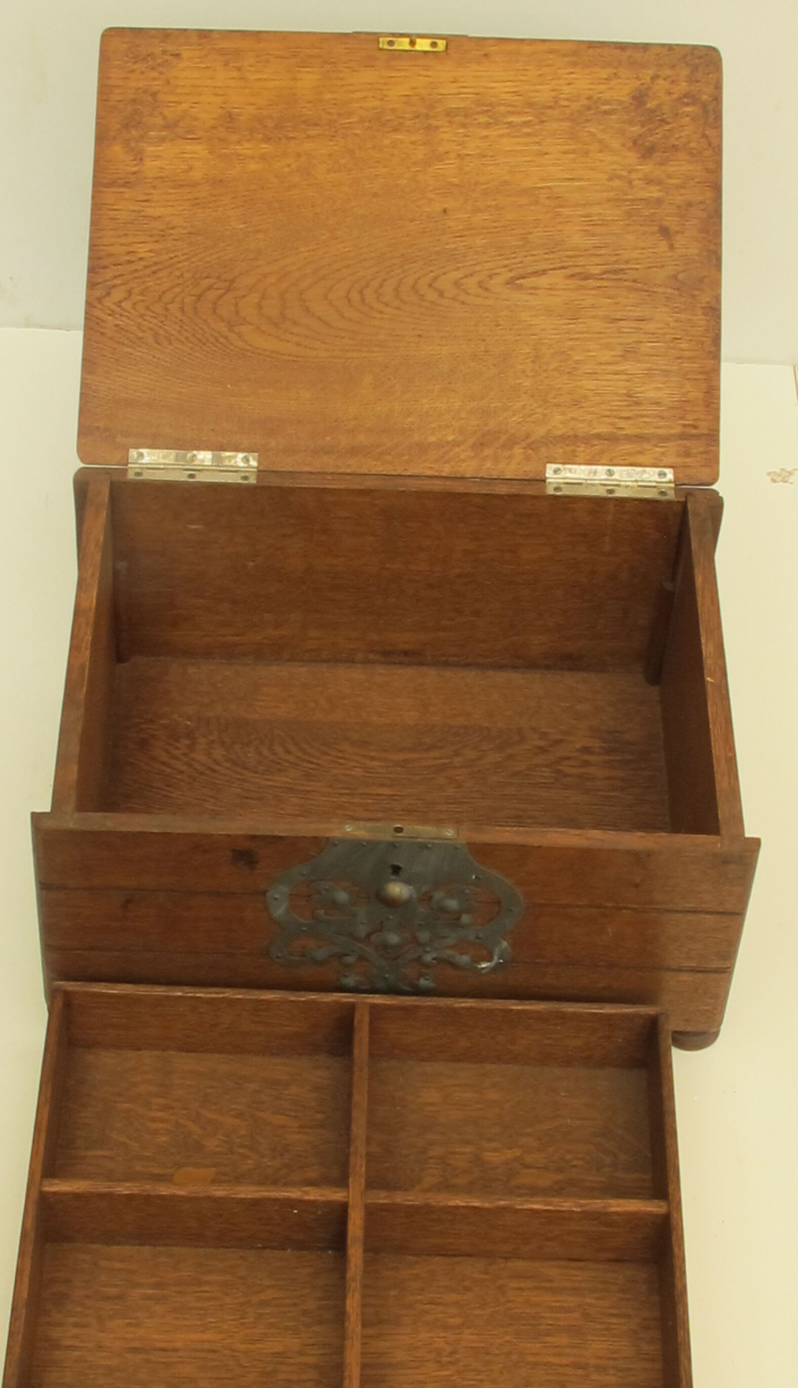 Boîte à bijoux en chêne