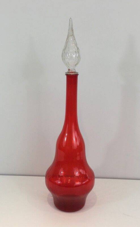 Grande bouteille design en verre rouge
