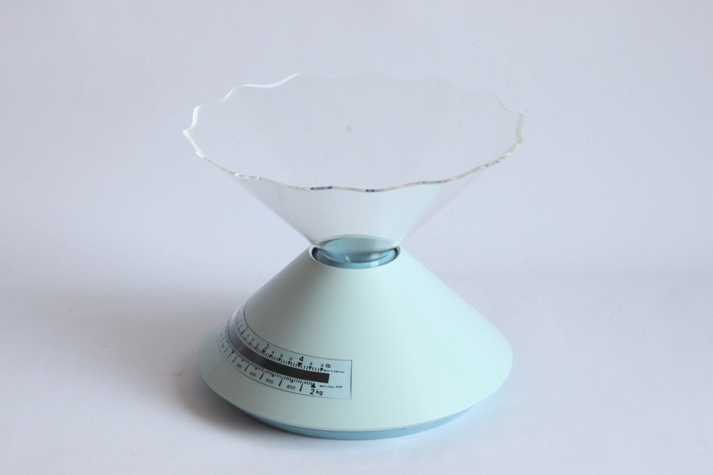 Kitchen scale Dolly by Ennio Pasini for Guzzini, Italy 1980s.