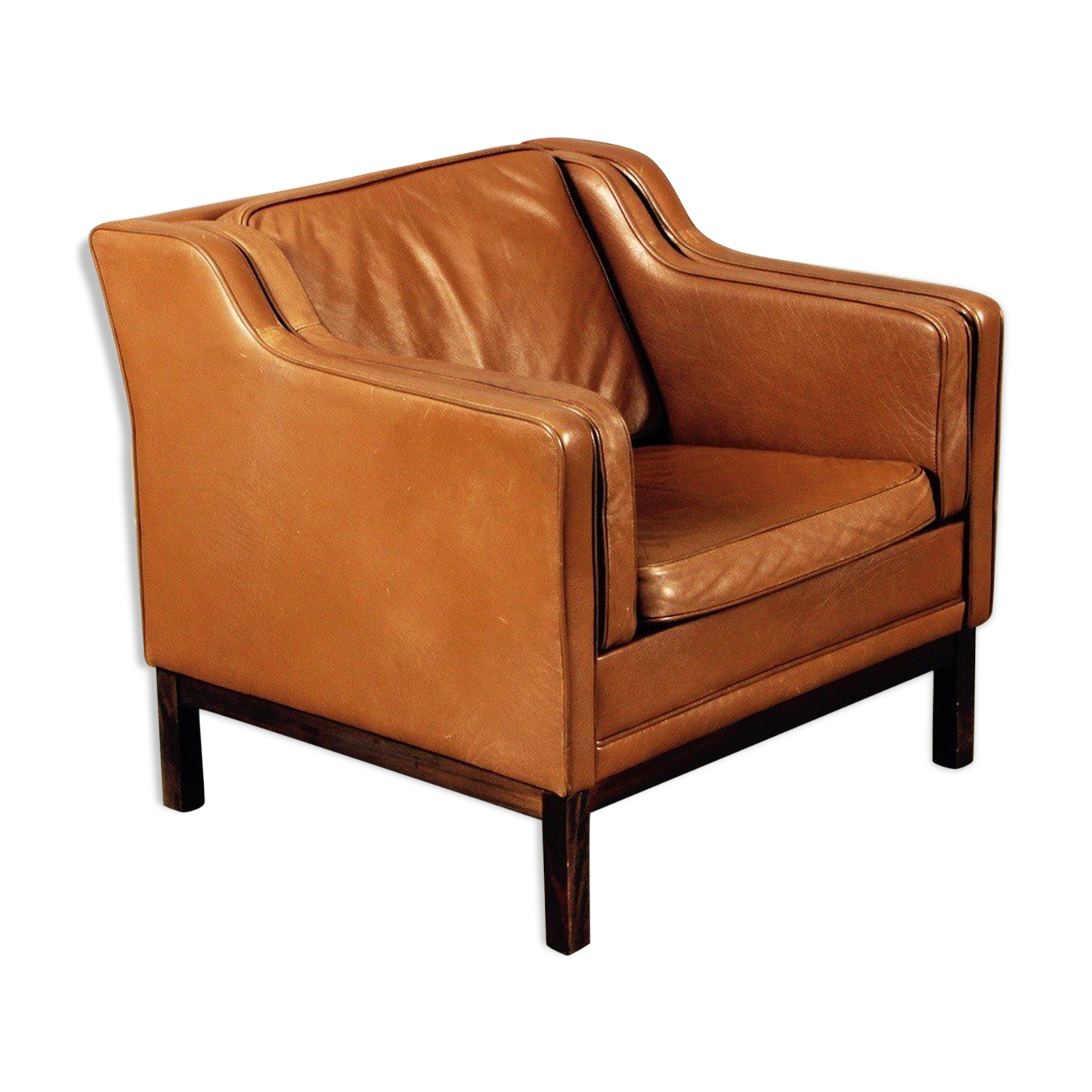Armchair design Scandinavian brown leather.