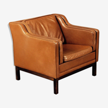 Fauteuil design scandinave cuir marron