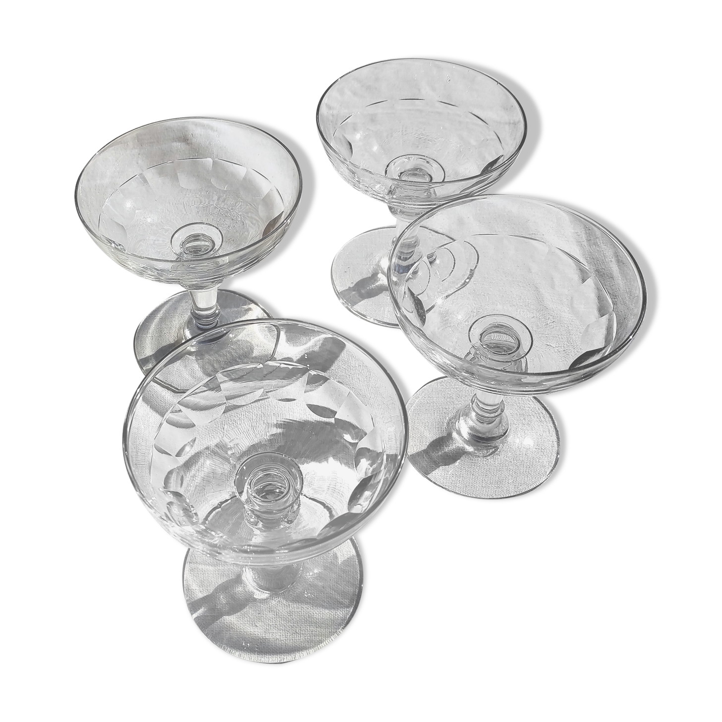 Champagne glasses 1 set of 4 crystal with flat ribs on curve