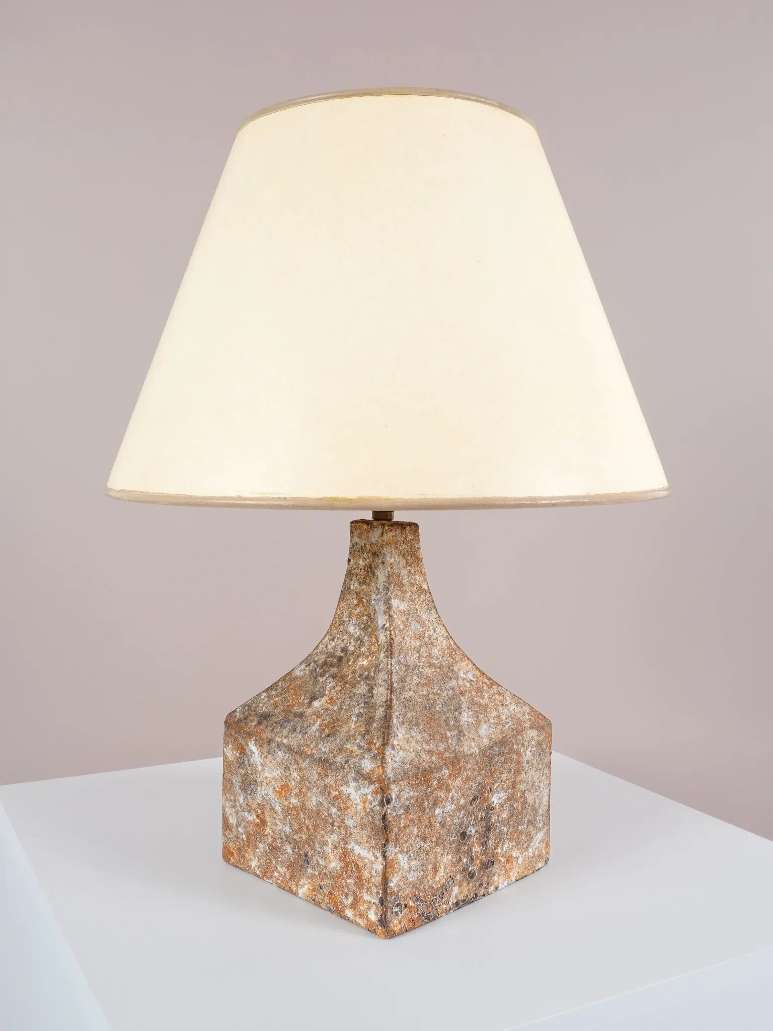 Vintage sculptural ceramic lamp, France, Mid-century, around 1960