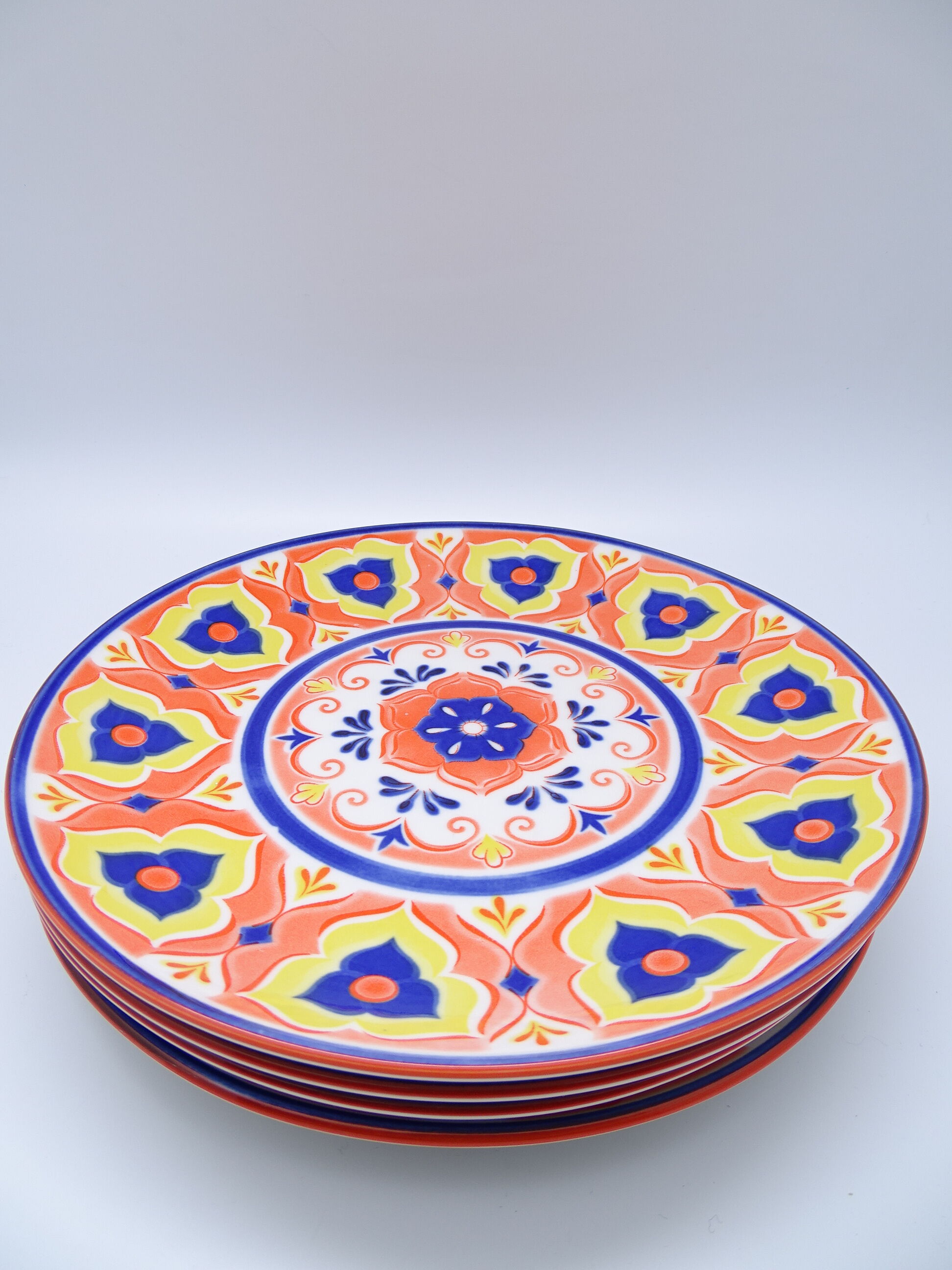 Set of 4 Italian ceramic plates