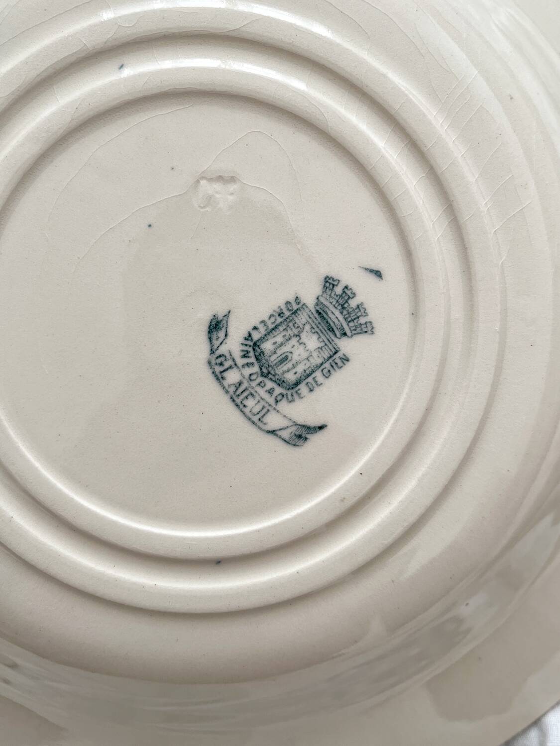 4 Gien ironstone soup plates “Gladiolus”