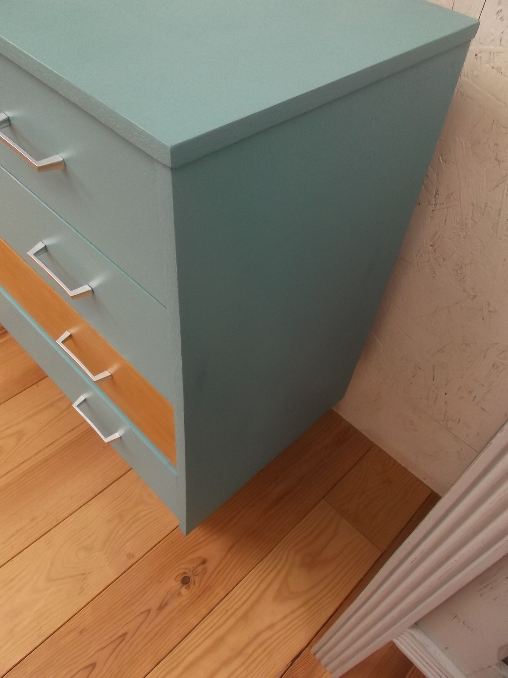 Vintage dresser