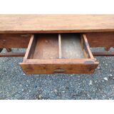 19th century country farmhouse table in walnut and pine, with 3 drawers