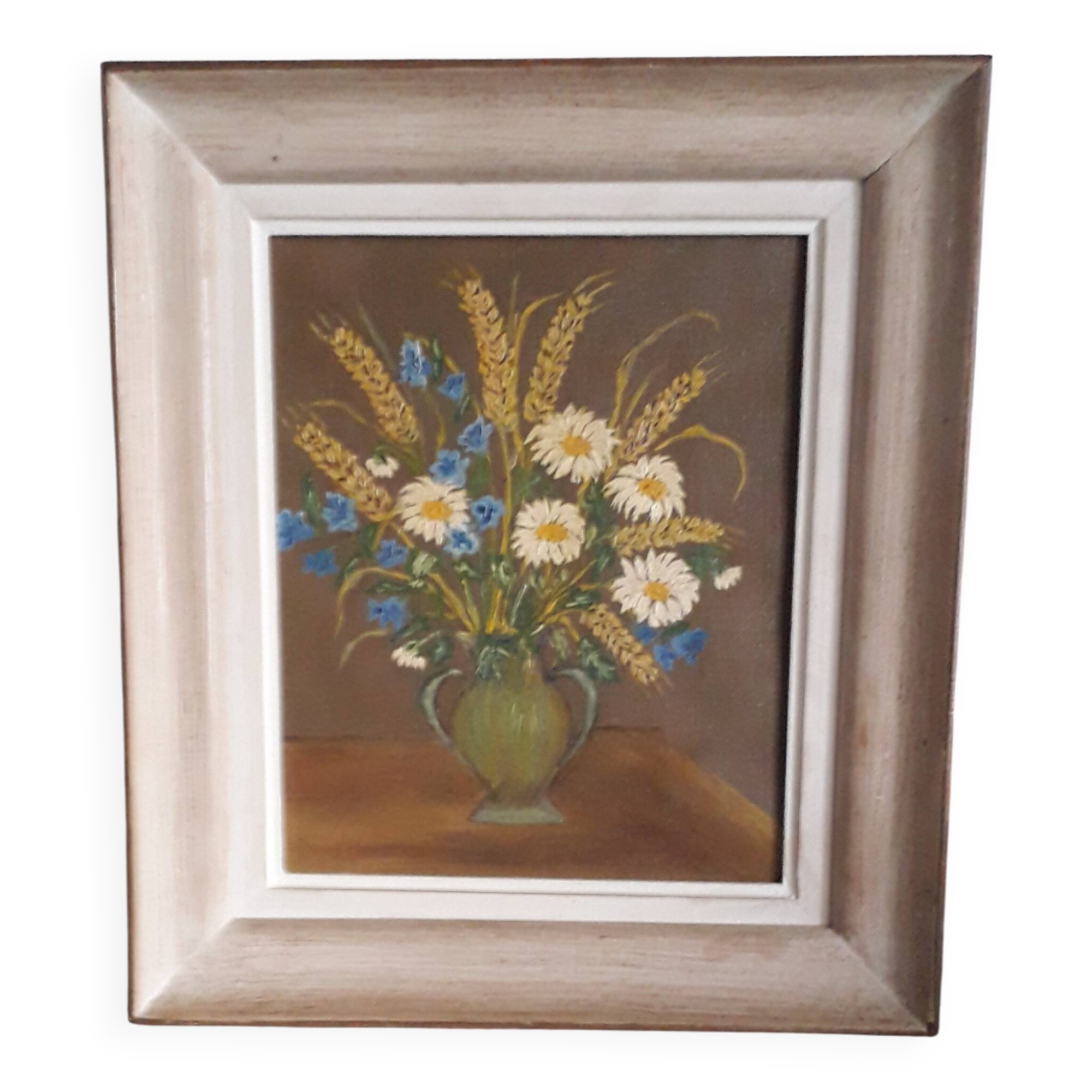 Antique oil painting depicting a bouquet of flowers
