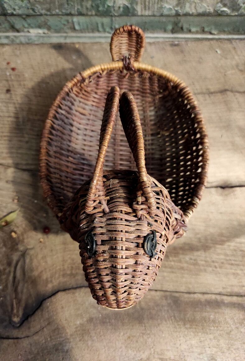 Vintage French basket, rabbit shaped