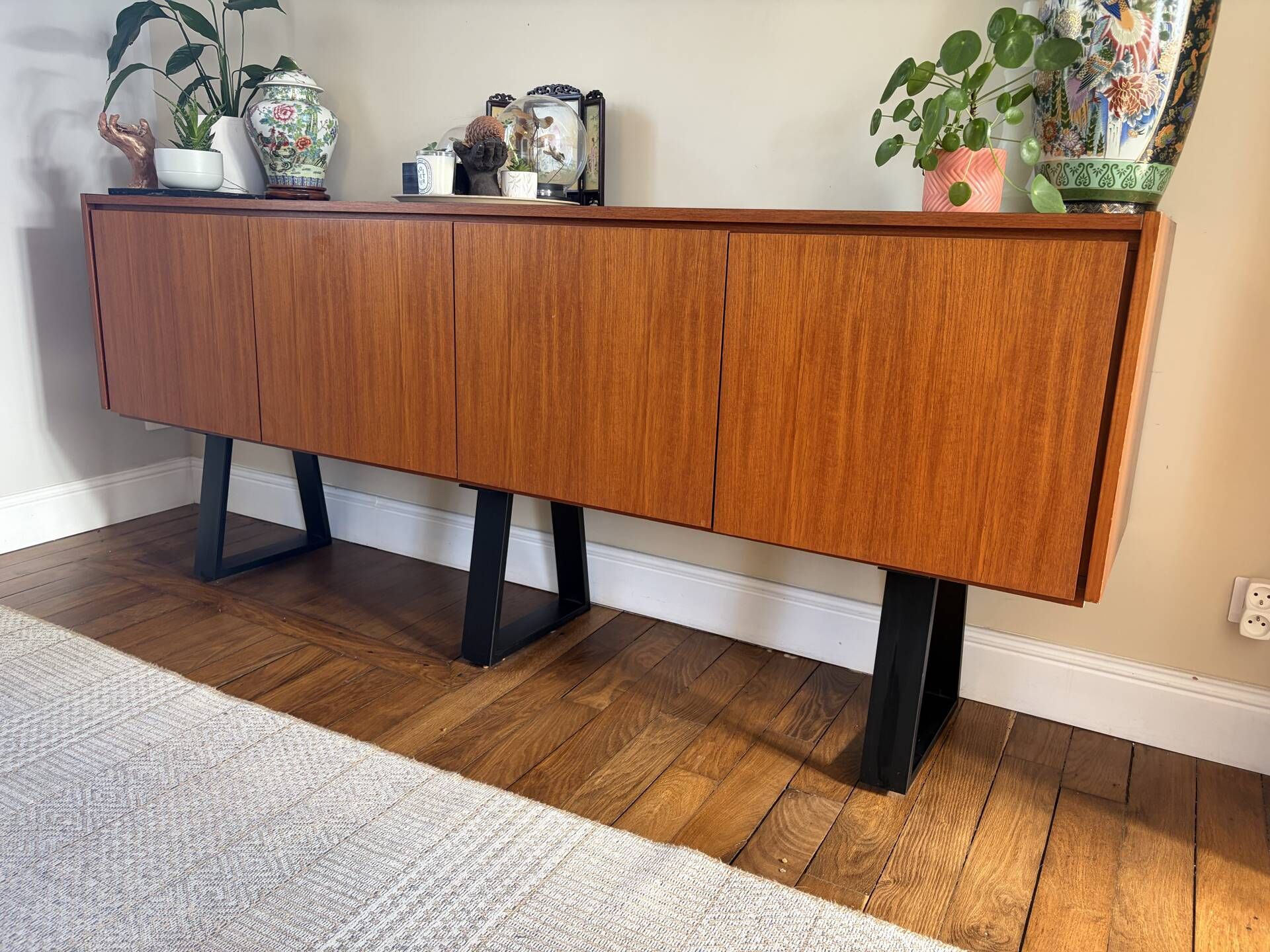 Vintage teak sideboard – Scandinavian style from the 60s/70s – 230 cm