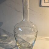 Carafe en verre gravé