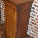 Table de chevet style Louis Philippe en chêne