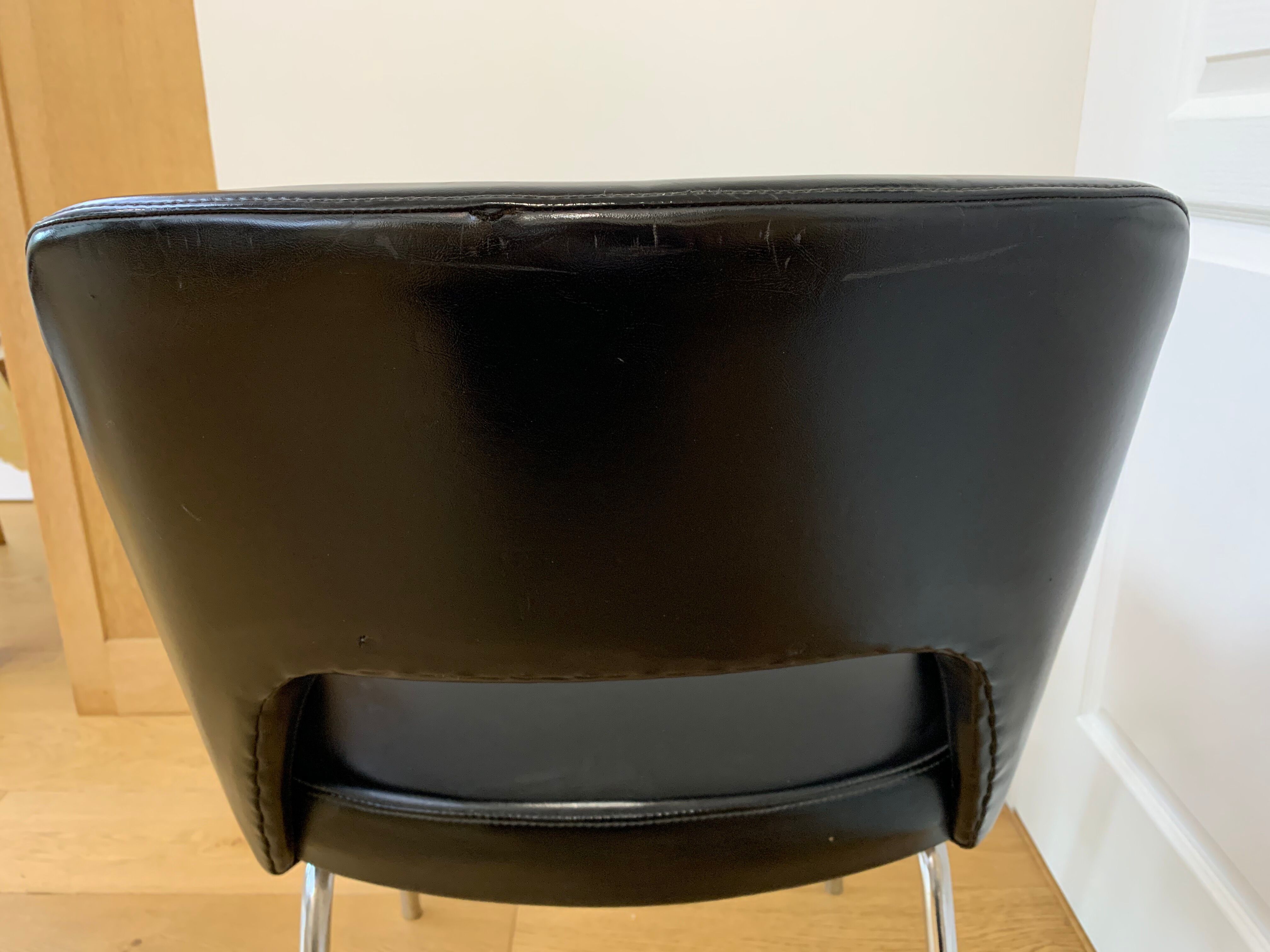 Pair of chairs brand Roset