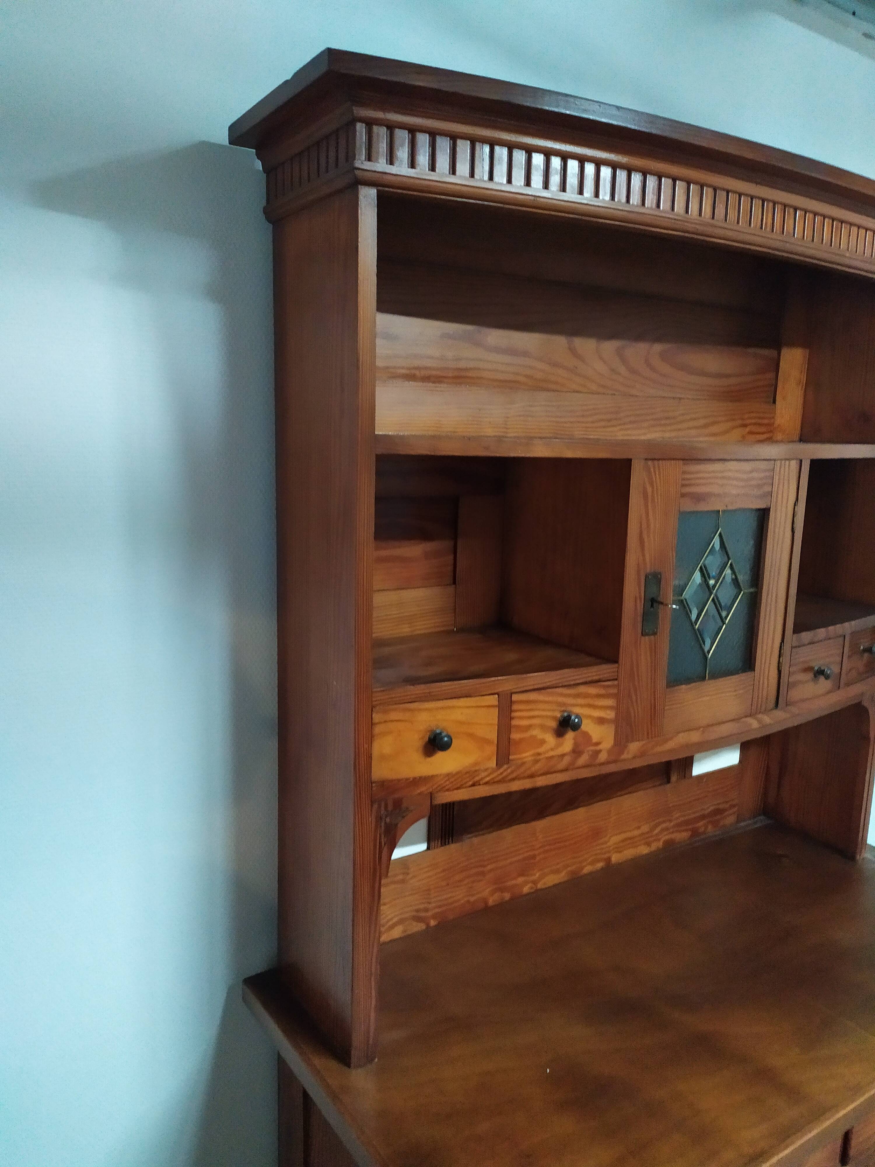 Old buffet in wood 2 body