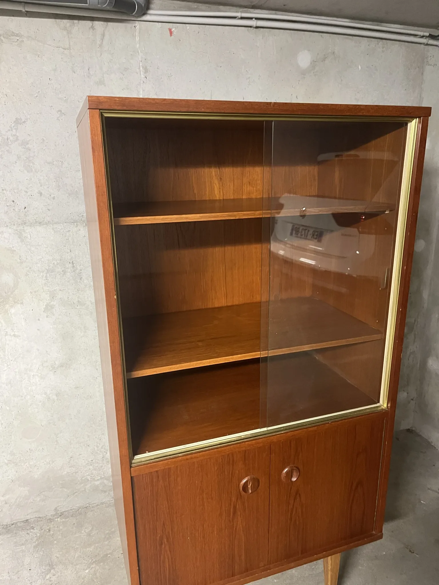 Scandinavian style display shelf