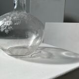 Engraved vintage wine decanter (cork reported)