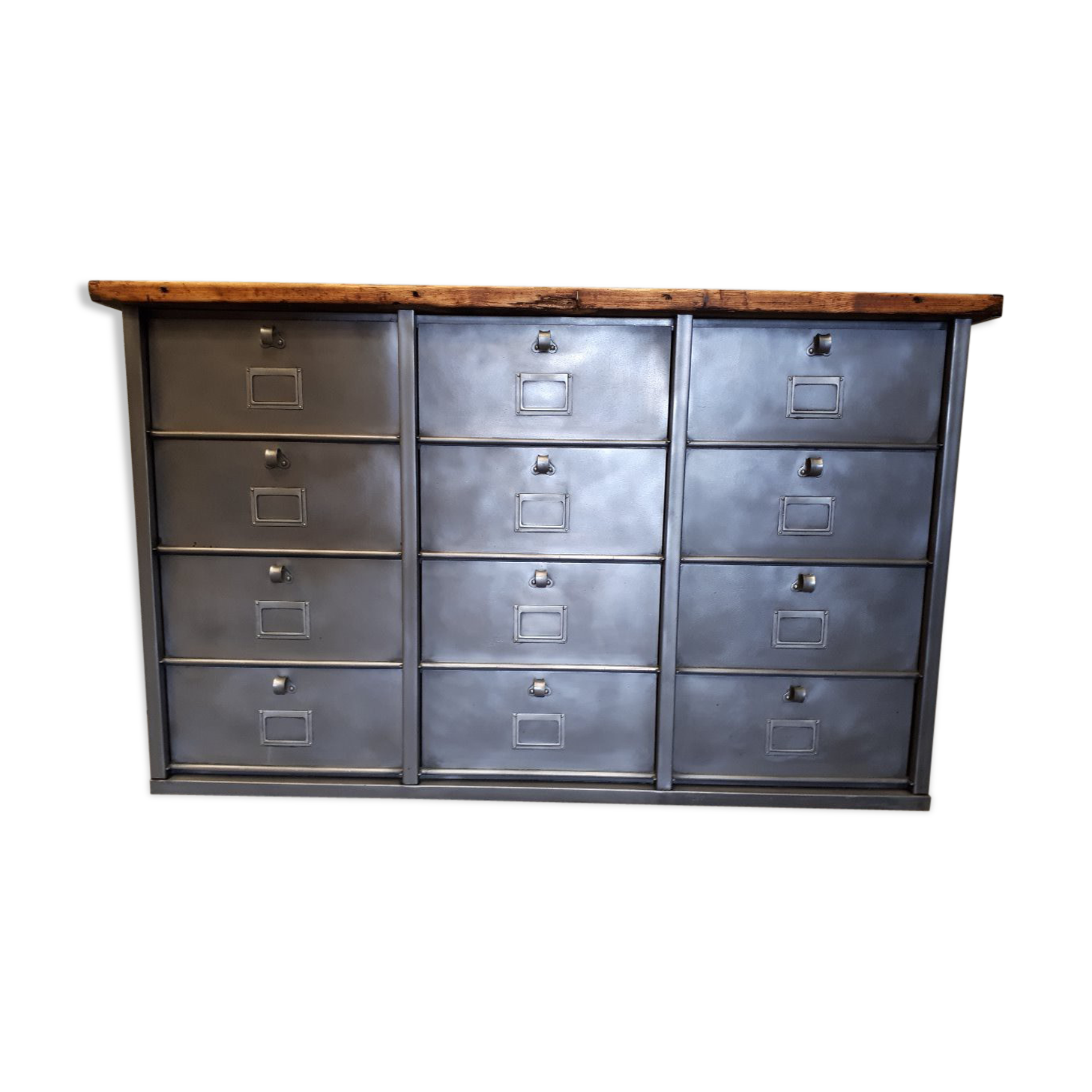 Buffet industrial strafor twelve valves