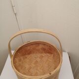 Wooden basket with slats