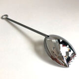 Ice cube spoon