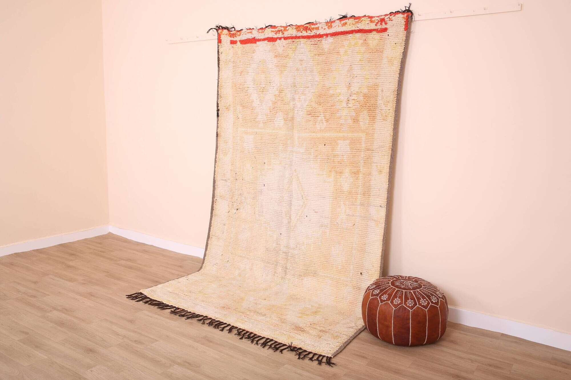 Pale Vintage Moroccan Rug 164 x 277 cm, Berber Handmade Wool Rug Yellow