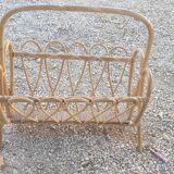 Bamboo magazine door