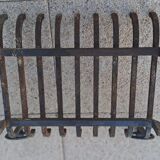 Cast iron log holder