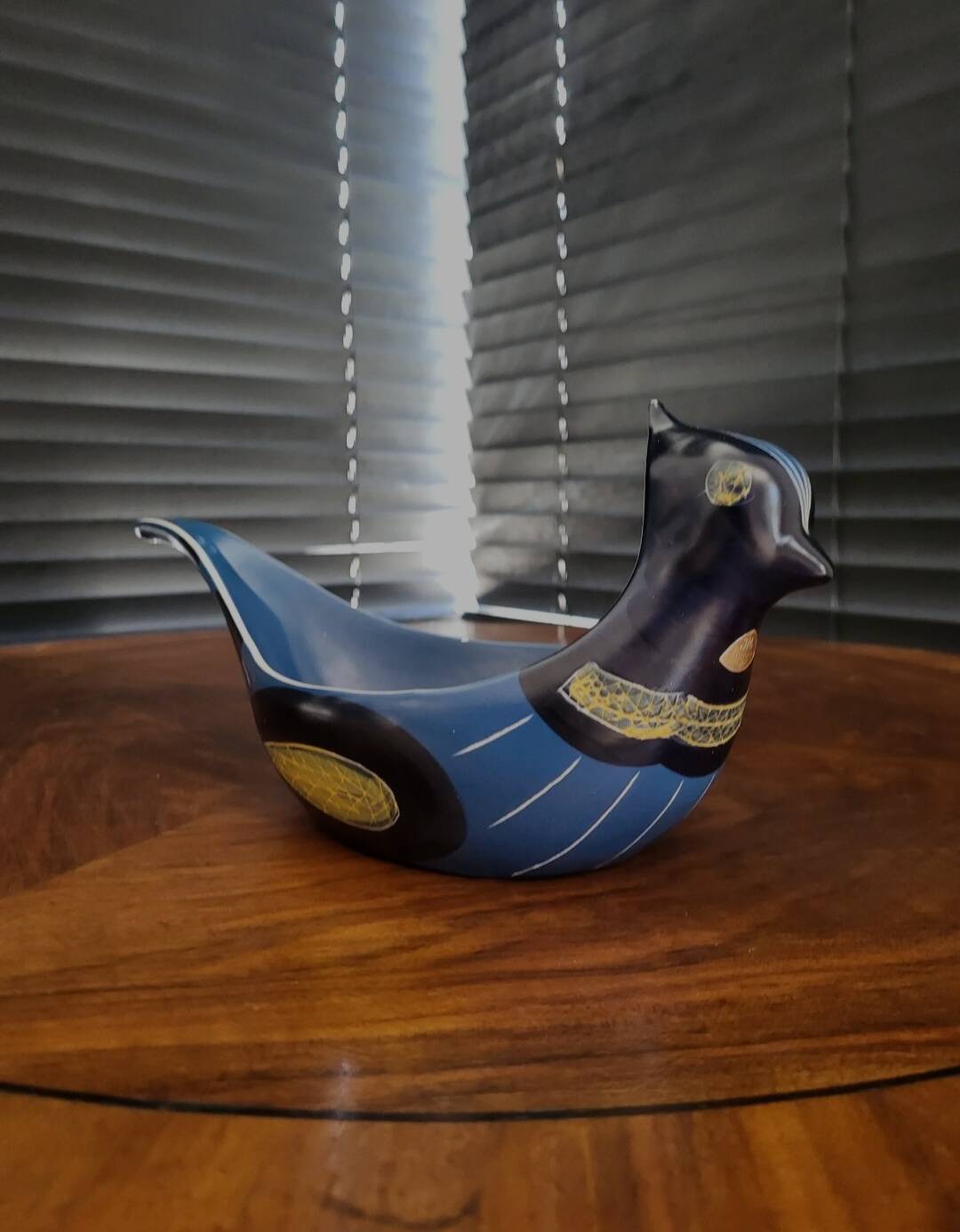 Zweeds design kom in vorm van vogel, Kurt Nilsson voor Jie Gantoft keramiek