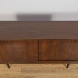 Petit buffet en teck de P. Hundevad pour Hundevad & Co., Danemark, années 1960