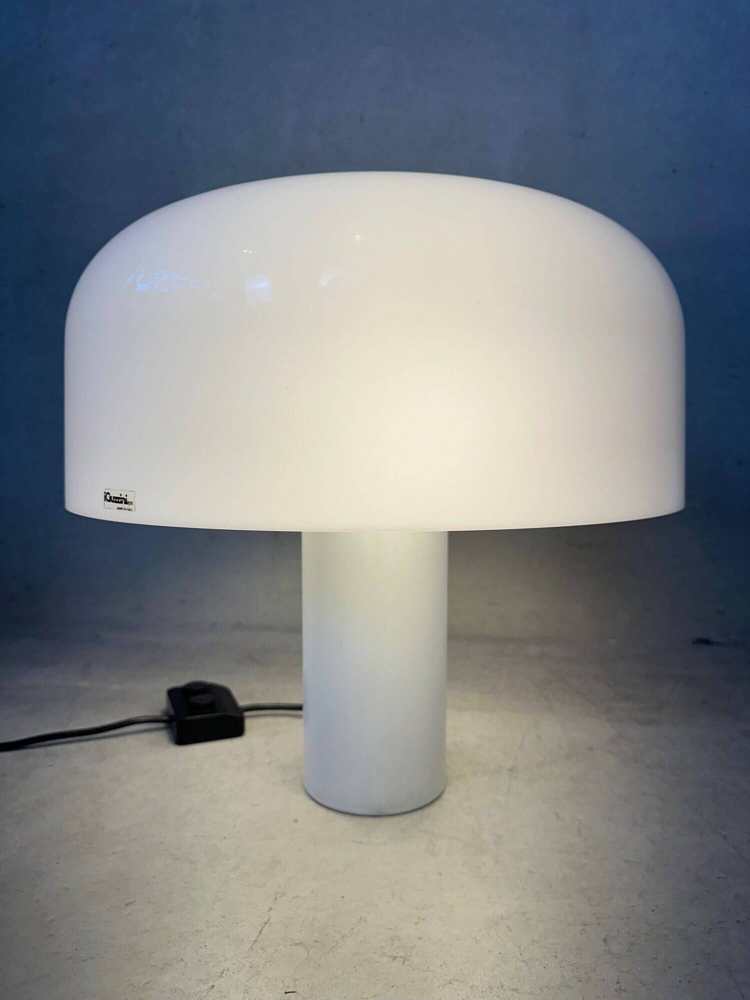 Lampe de table 'polo' au design vintage – iguzzini