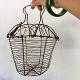 Metal salad basket