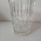 Vase en verre ciselé