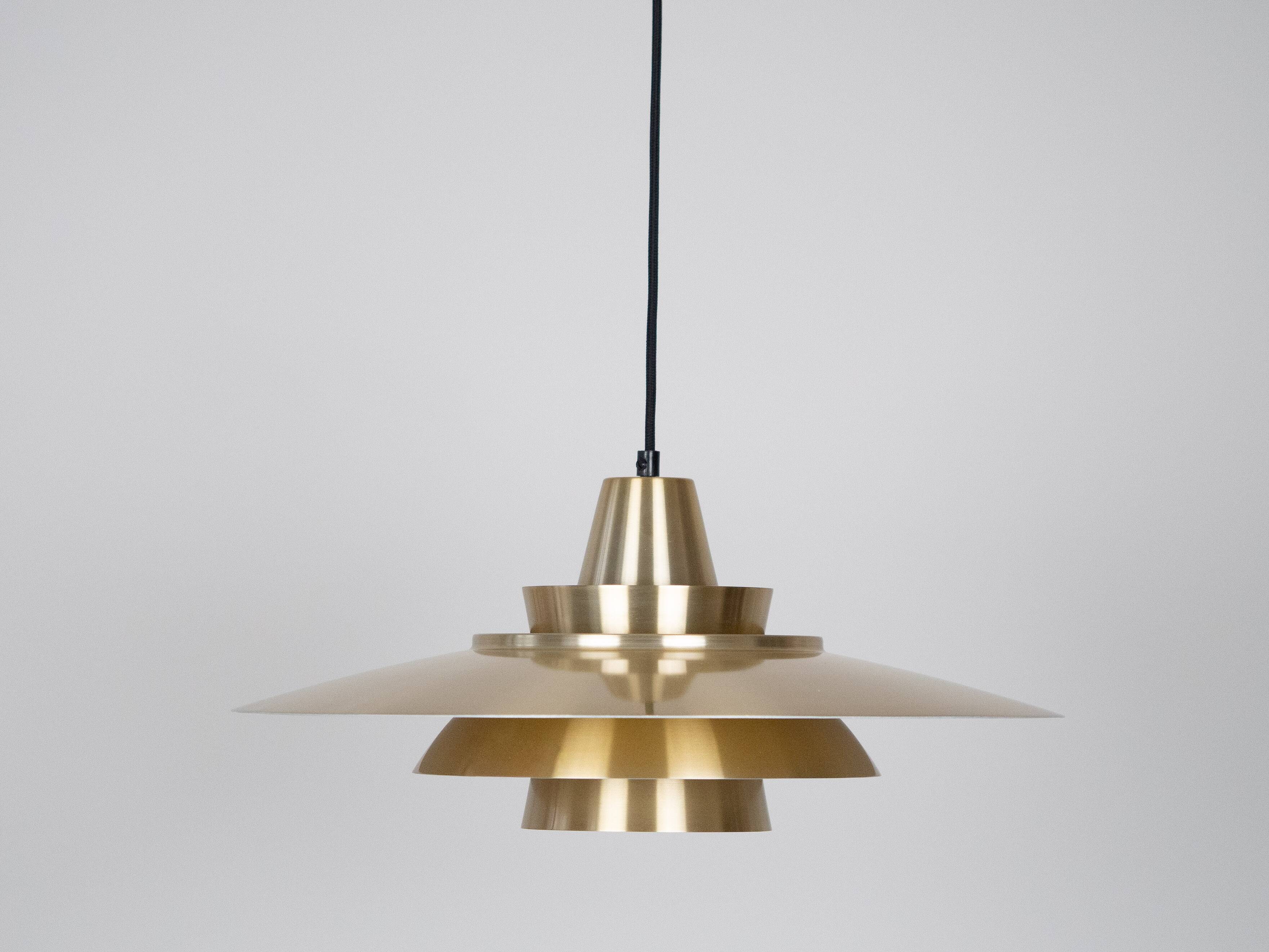 Danish vintage pendant lamp Superlight by David Mogensen, 1980s