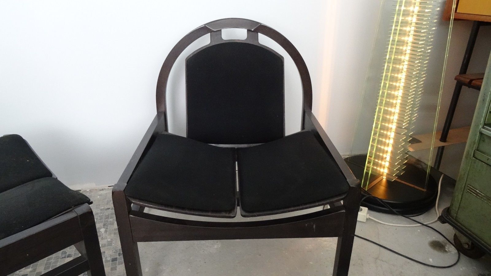 Pair of chairs BAUMANN - France - around 1980.