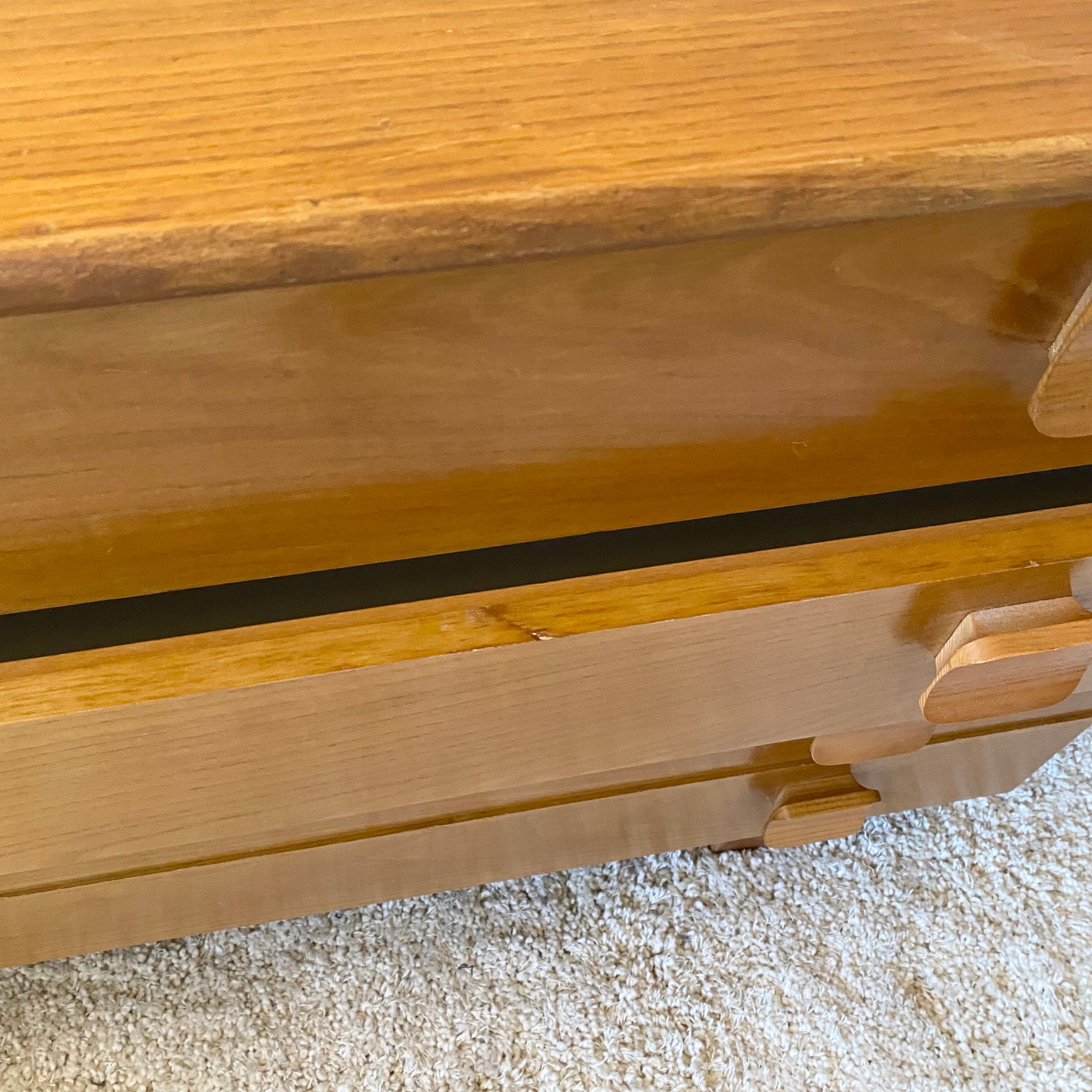 Scandinavian chest of drawers