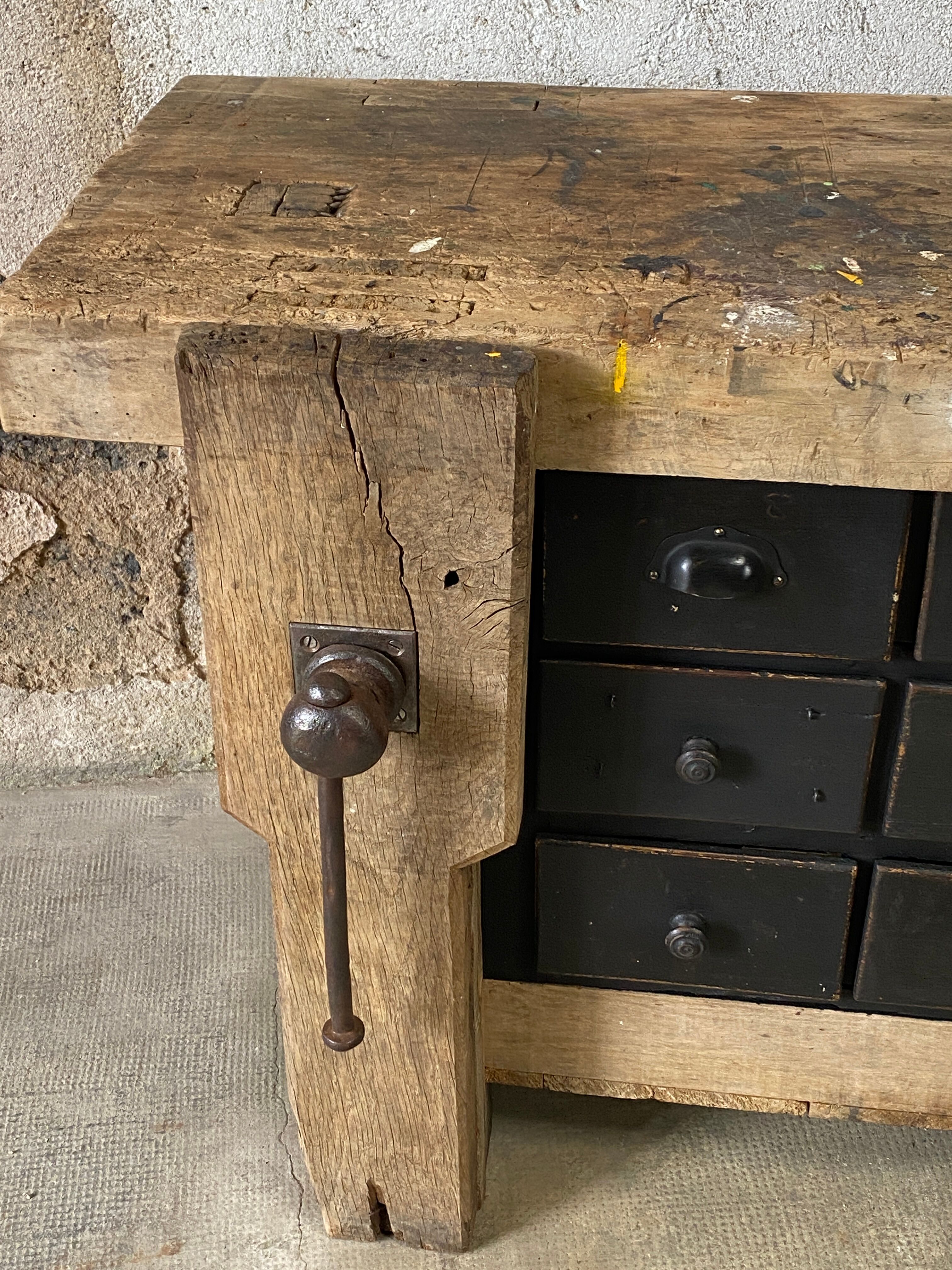 Carpenter's establishment