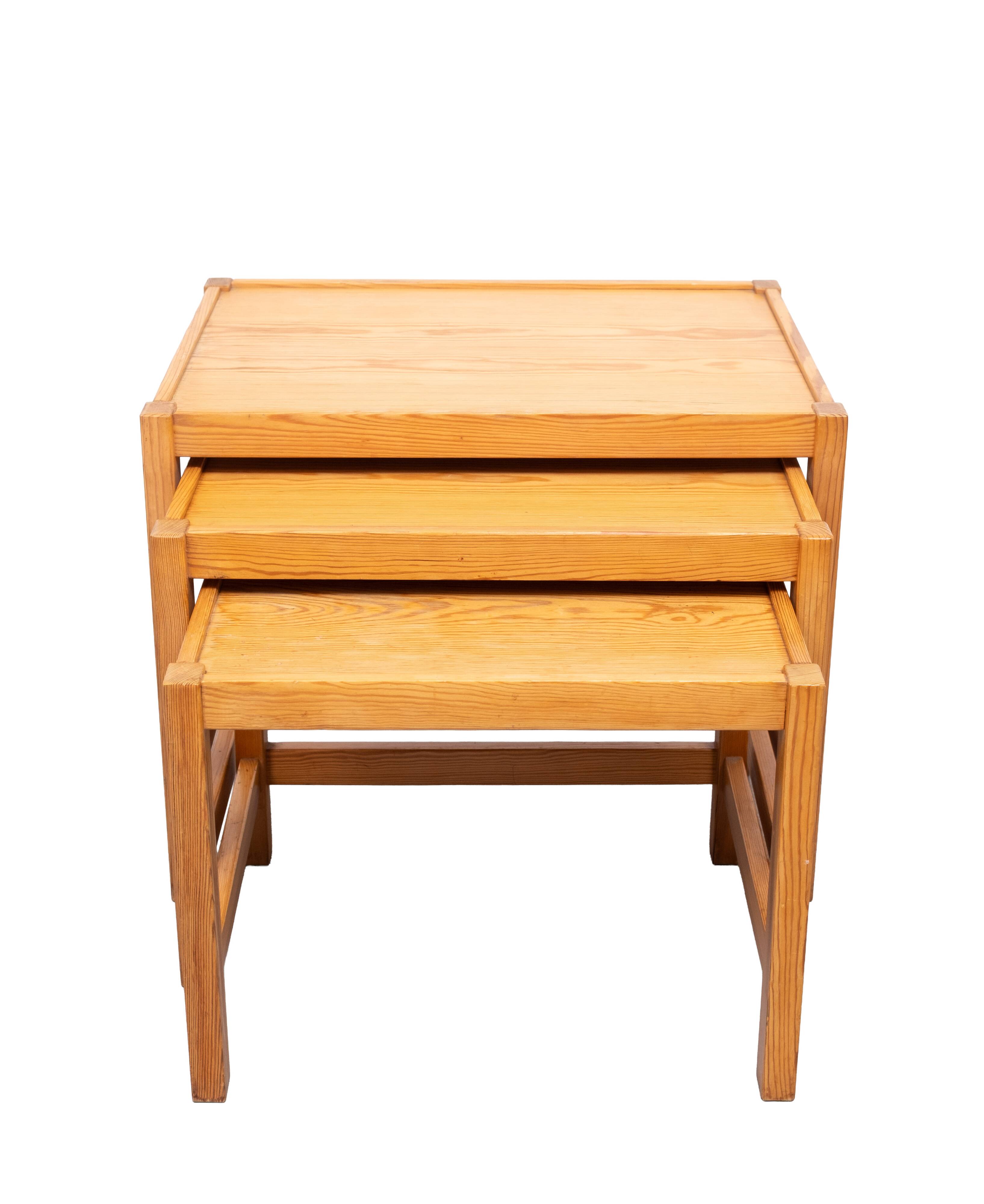 Solid Pine nesting tables Design Kurt Østervig 1960s Denmark