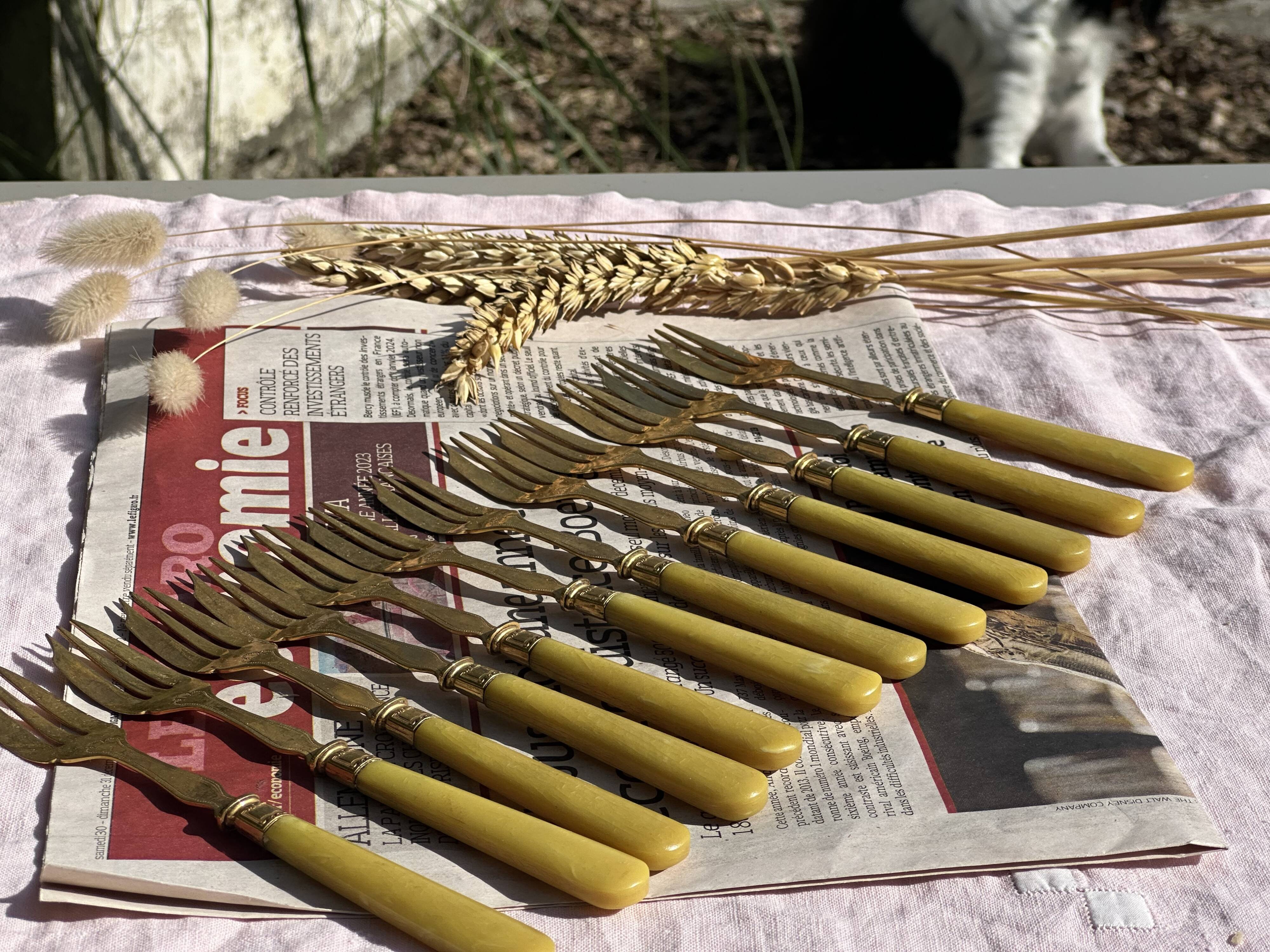 Set of 12 Dessert Cutlery - 1930s - Vintage Dessert Forks
