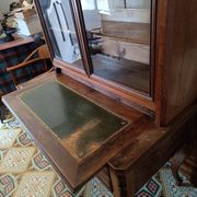 Display cabinet bookshelf